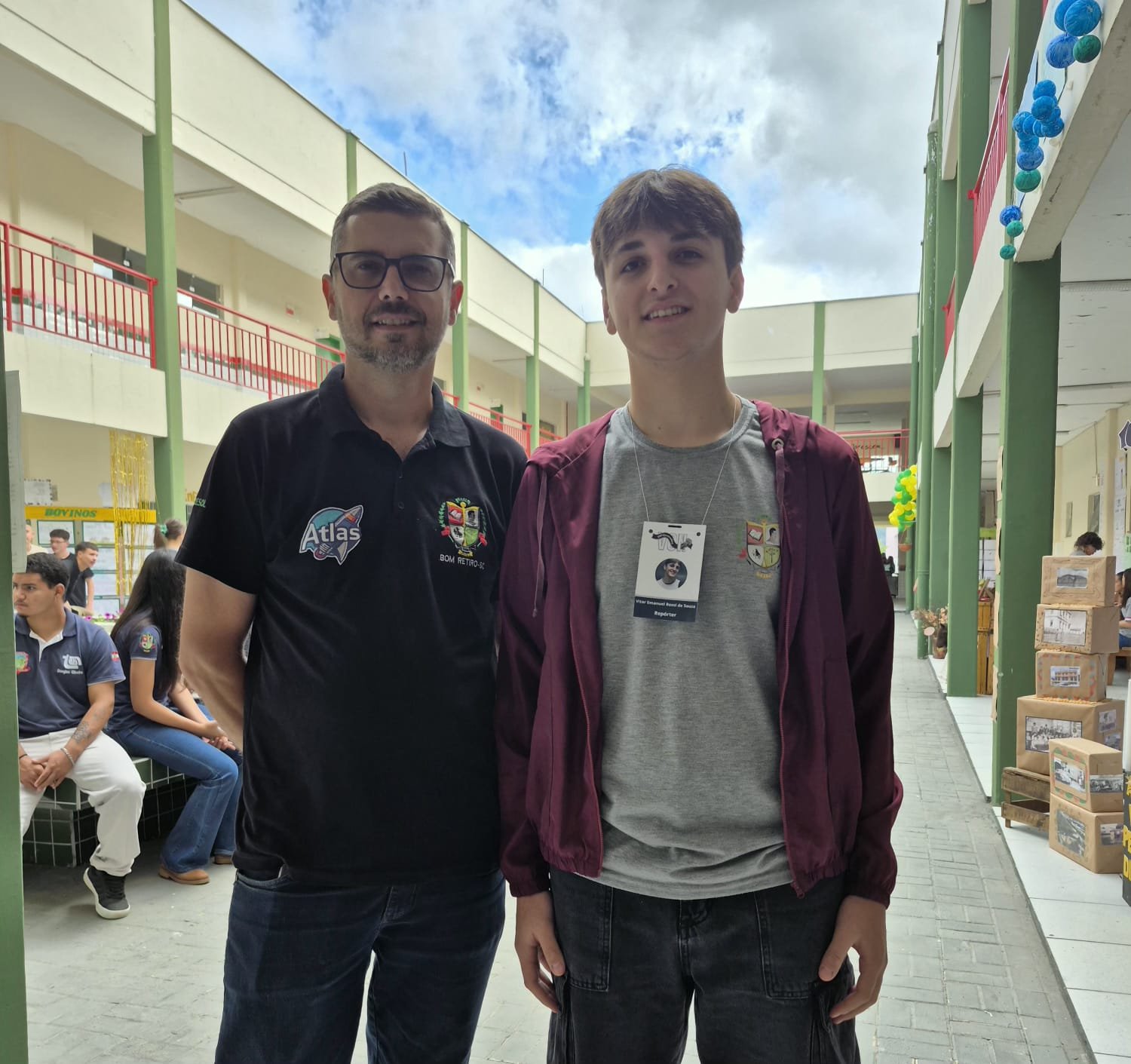 Diretor Fábio agradece a presença de todos no Dia da Família na Escola